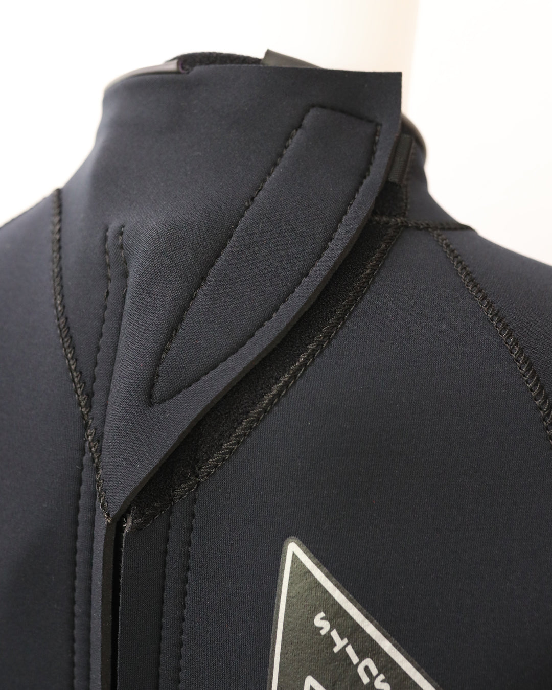 【アウトレット・現品限り】CARVY 3/2mm フルスーツ ジャージ＆バックジップモデル